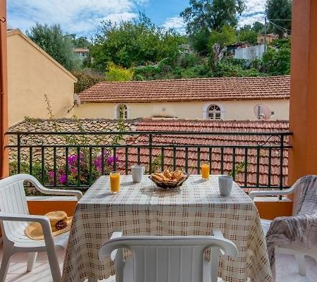 Alekos House Apartment Longos  Ngoại thất bức ảnh