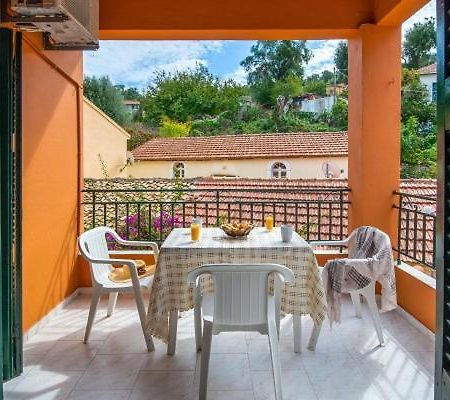 Alekos House Apartment Longos  Ngoại thất bức ảnh