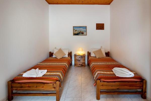 Alekos House Apartment Longos  Ngoại thất bức ảnh
